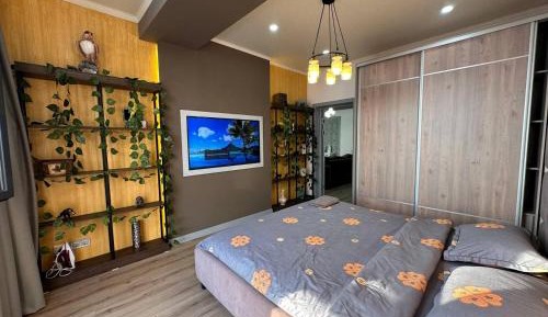 Two-Bedroom Deluxe Apartment with Balcony