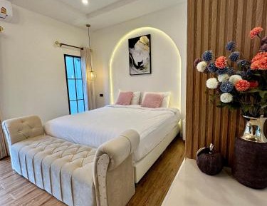 One-Bedroom Villa