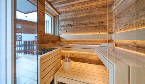 Suite with Sauna