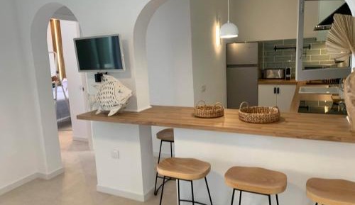 One-Bedroom Apartment with Terrace