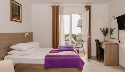 Studio with Sea View