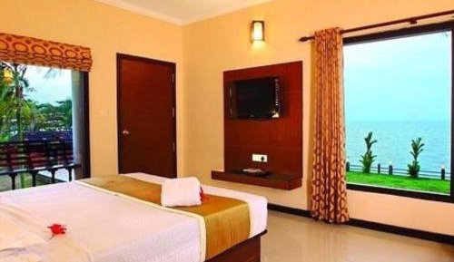 Deluxe Double Room with Balcony and Sea View