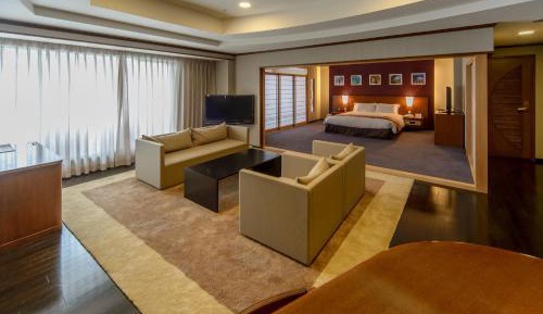 Queen Suite