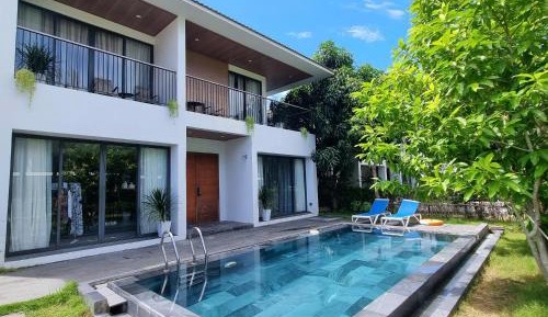 Villa with Private Pool