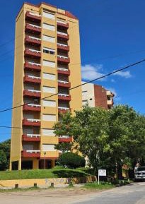 One-Bedroom Apartment with Balcony