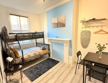 Economy Triple Room