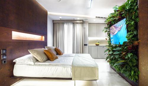 Suite with Private Pool