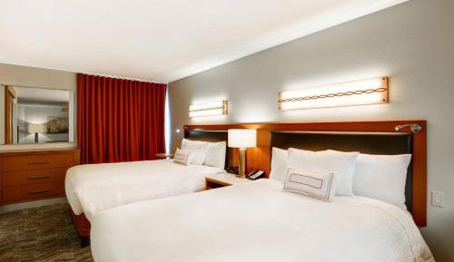 Executive Queen Suite
