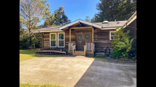Three-Bedroom Holiday Home 