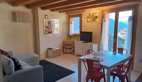 Superior One-Bedroom Apartment with Balcony
