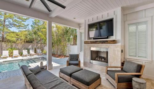 Four-Bedroom Holiday Home
