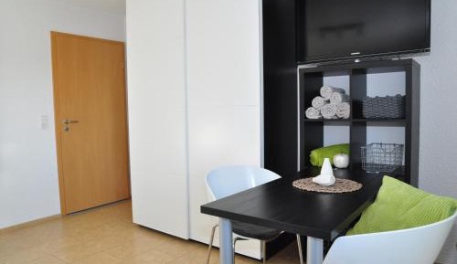 Standard Twin Room with Shared Bathroom