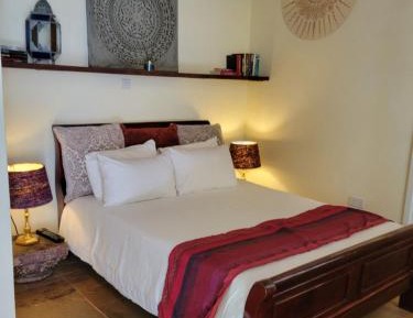 Comfort Queen Room