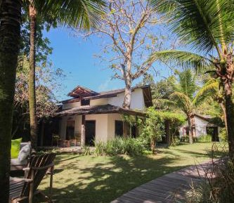 Bungalow with Garden View