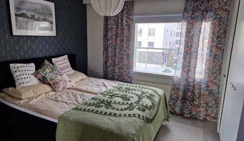 One-Bedroom Apartment with Balcony