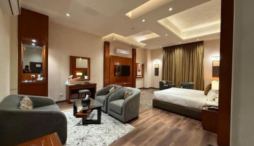 Superior King Room