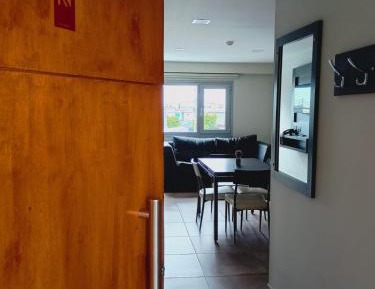 Superior One-Bedroom Apartment