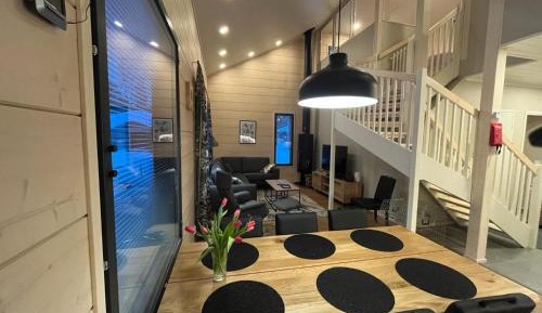 Three-Bedroom Holiday Home 