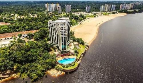 Apartment with Lake View