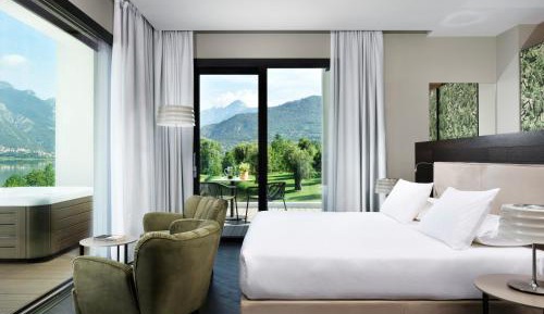 King Suite with Spa Bath
