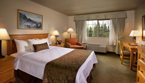 Deluxe Queen Room