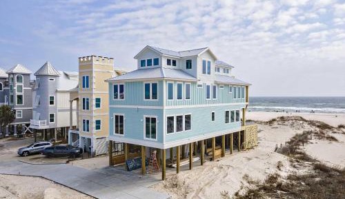 Eight-Bedroom House