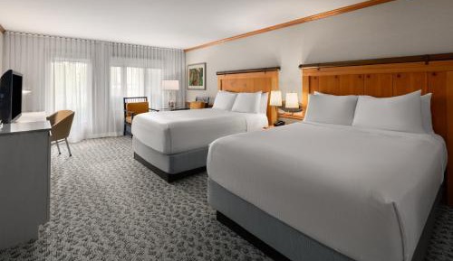 Premier Queen Room with Two Queen Beds and Balcony - Non-Smoking