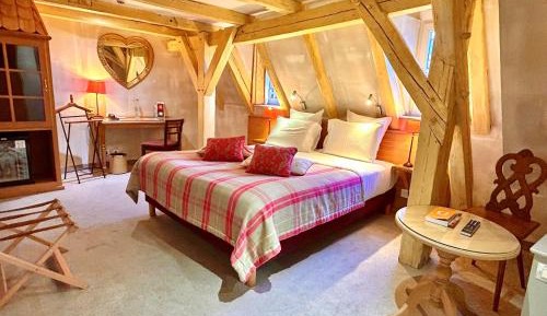 Charm Room with Shower or Balneo Bath