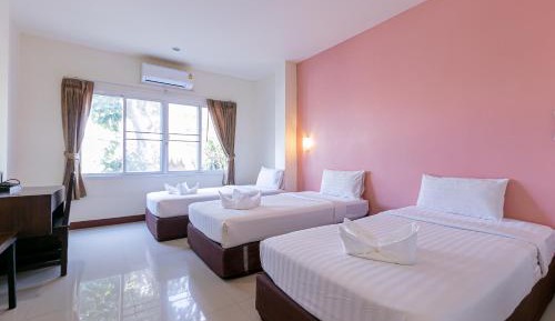 Comfort Triple Room