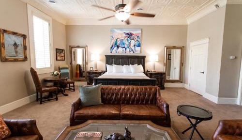 Executive Suite