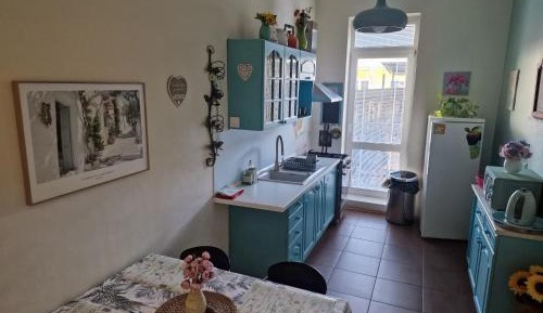 Standard Twin Room with Shared Bathroom