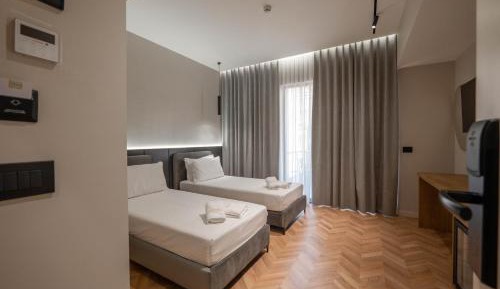 Deluxe Twin Room with Balcony