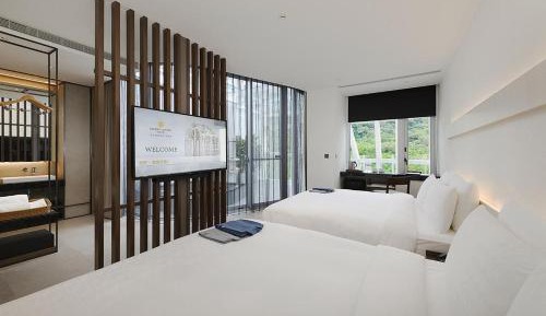 Superior Family Room