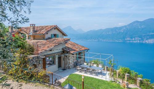 Villa with Sea View