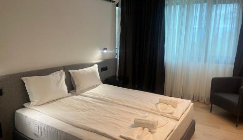 Room #974438906