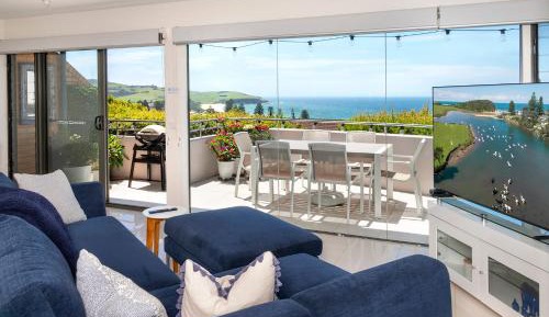 Three-Bedroom Apartment with Sea View
