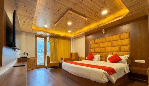 King Room with Mountain View