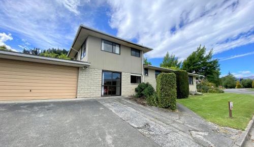Four-Bedroom Holiday Home