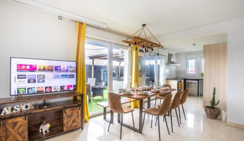 Apartment with Terrace "La Bonne Nuit"