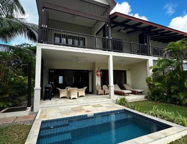 Deluxe Villa