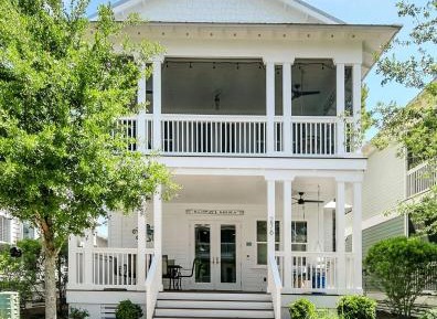 Four-Bedroom Holiday Home