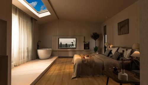 Happy Queen Room 
