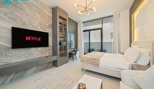 Studio Apartment with King Bed