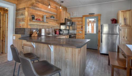 One-Bedroom Holiday Home