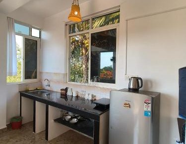 Studio Apartment with Sea View