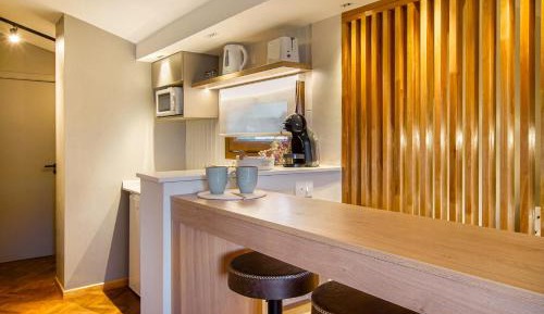 Studio Apartment