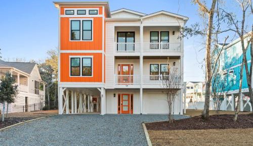 Eight-Bedroom House