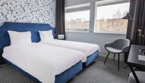 Superior Twin Room with Sofa Bed