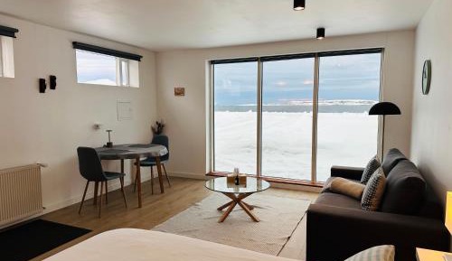 Studio with Sea View