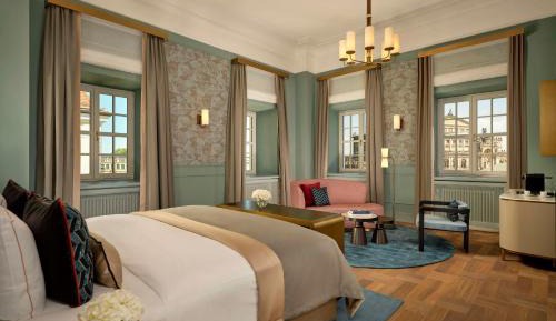 Grand Palais View Room